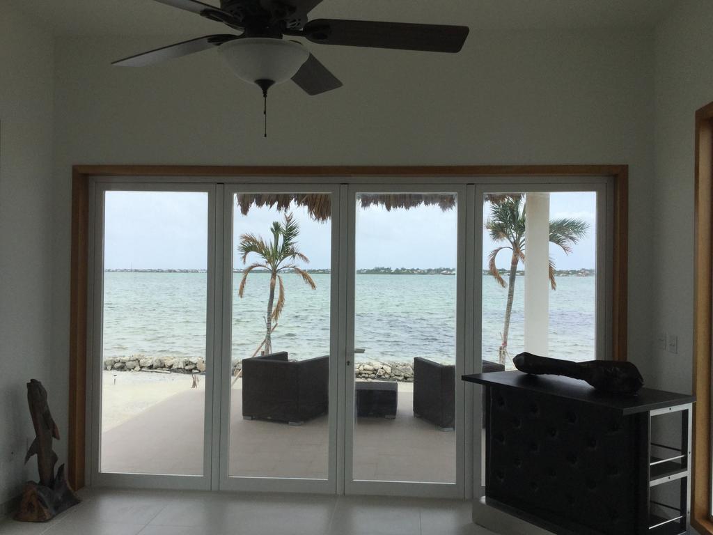 Mayan Islands Resort: Luxury Villas San Pedro  Buitenkant foto